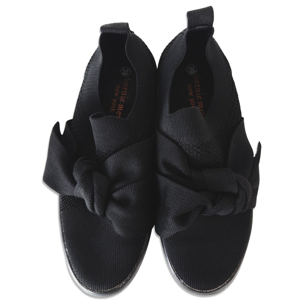 Bernie Mev Serenity Slip‎ On Sneaker Womens 39 Black Rhinestone Bow Knit Flat